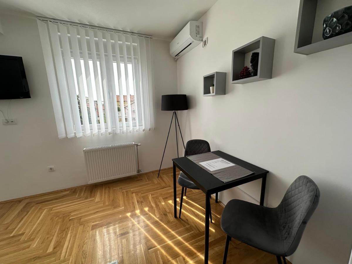 Aura Apartment Belgrade Exterior photo